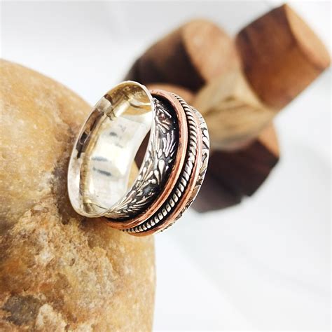 The Perfect Boho Accessory: A Closer Look at Spinner Rings
